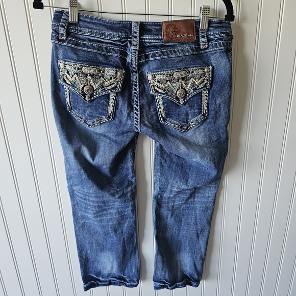 Grace in LA Denim - Grace in LA Blue Capri Jeans with Decorative Stitching Womens 27
